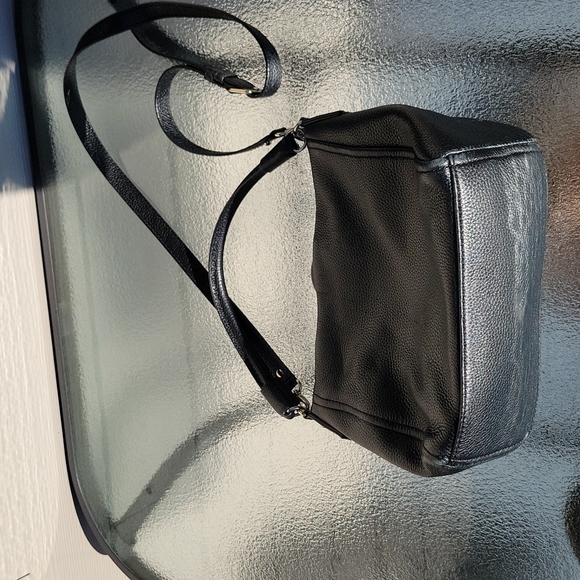 Kate Spade/ Cobble Hill Little Curtis Black Leather Purse - Picture 12 of 17